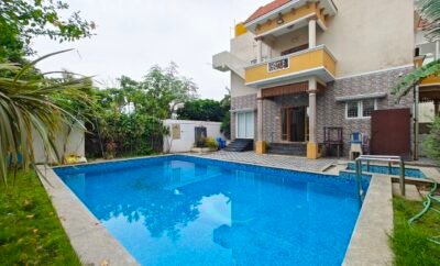 Beachfront Beach House Monk ECR